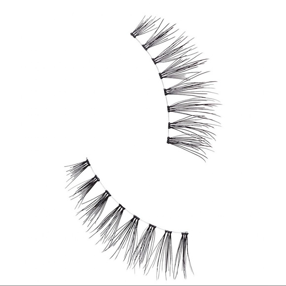 ✨🆕💖MAC COSMETICS MAC LASH 81 CHARMER LASH💖 - Picture 4 of 7